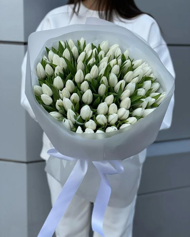 White Prince — folia.flowers, квіти у Варшаві