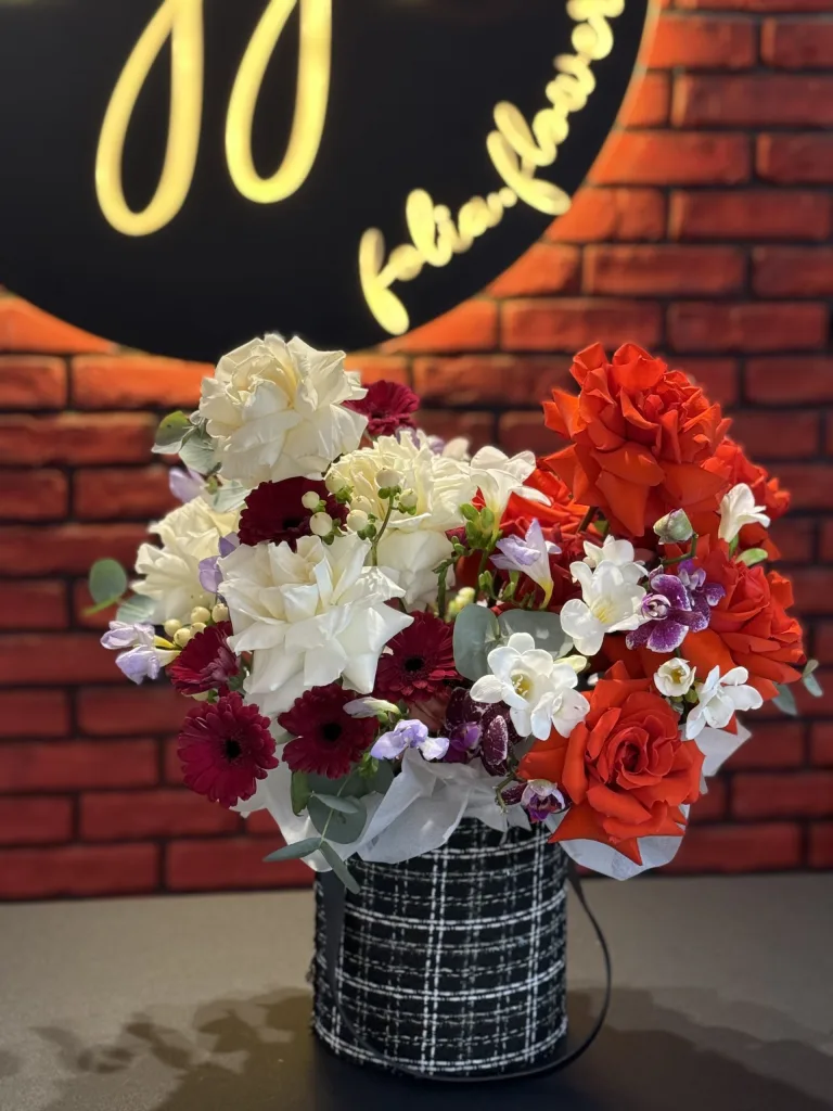 Контраст емоцій — folia.flowers, квіти у Варшаві