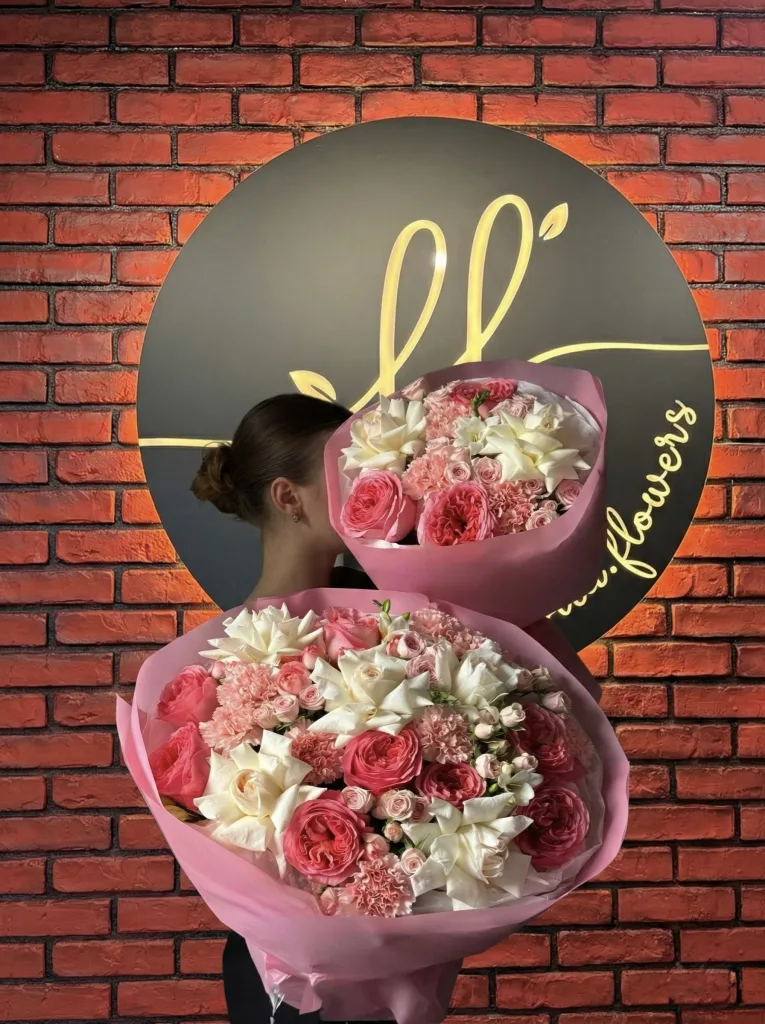 Тепло твоїх долонь — folia.flowers, квіти у Варшаві