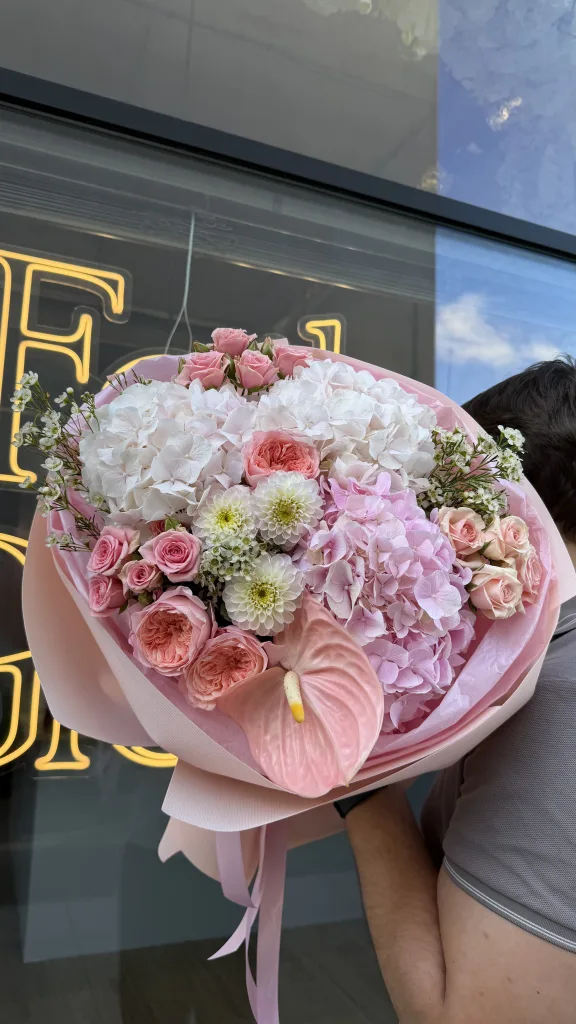 Delikatna Beatrycze — folia.flowers, kwiaciarnia Warszawa
