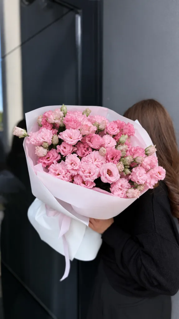 Magia Rosa de Eustomas — folia.flowers, floristería en Varsovia