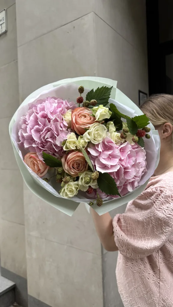 Resplandor del Bosque — folia.flowers, floristería en Varsovia