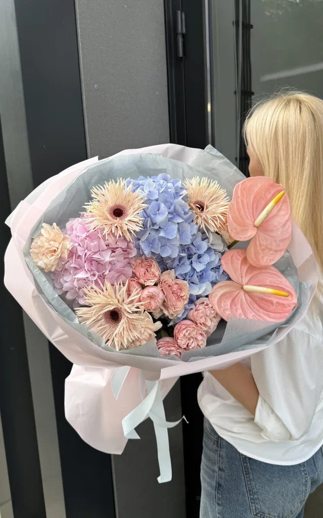 Ліло і Стіч — folia.flowers, квіти у Варшаві