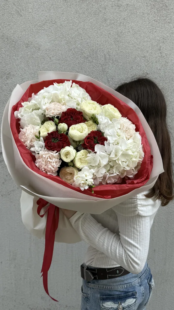 Moulin Rouge — folia.flowers, kwiaciarnia Warszawa