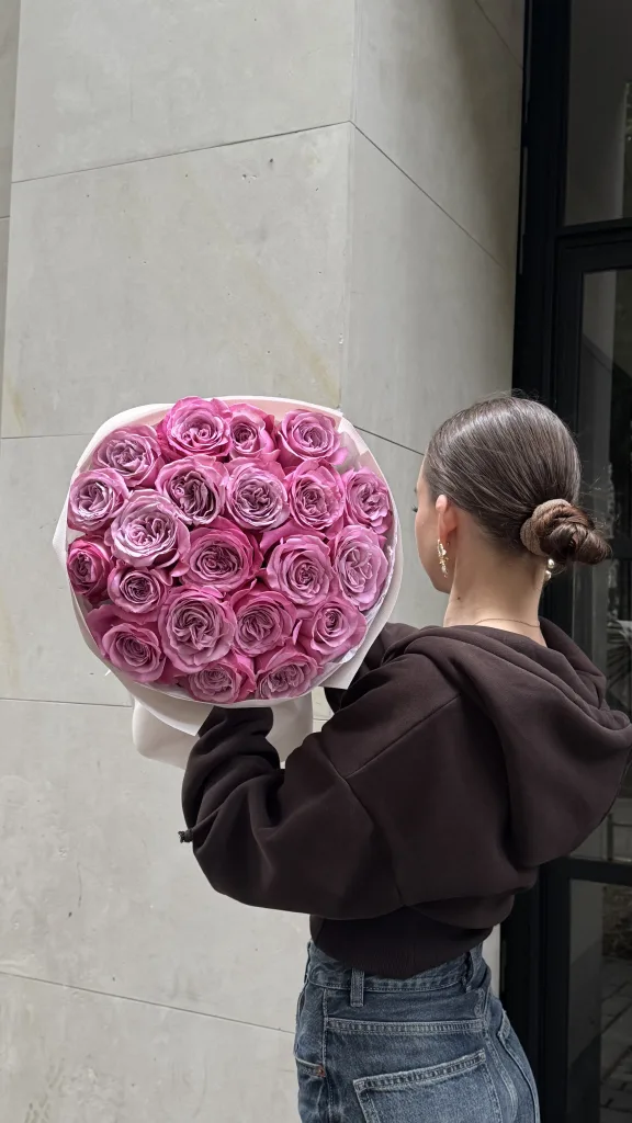 Queen’s Crown Exclusive — folia.flowers, florist in Warsaw