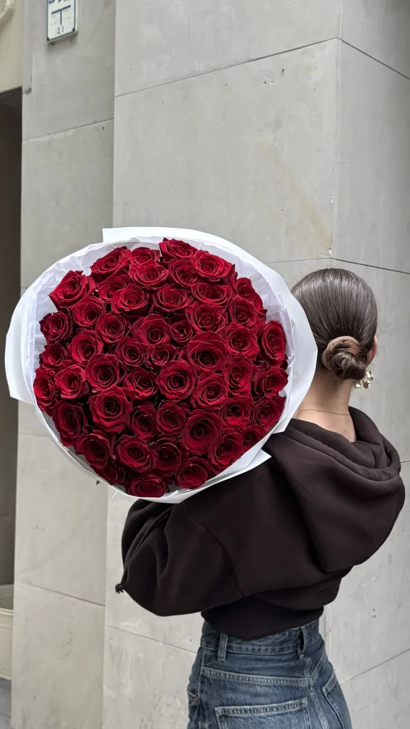 Czerwona Róża Premium — folia.flowers, kwiaciarnia Warszawa