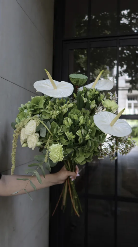 Emerald Pure — folia.flowers, kwiaciarnia Warszawa