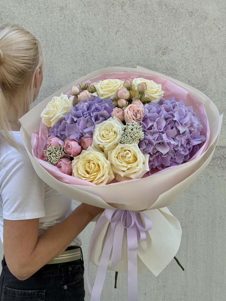 Sonata Violeta — folia.flowers, floristería en Varsovia