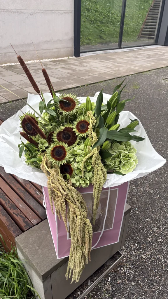 Verde Sauvage — folia.flowers, kwiaciarnia Warszawa